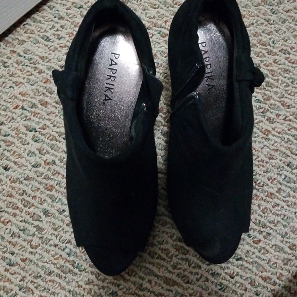 Black heels
